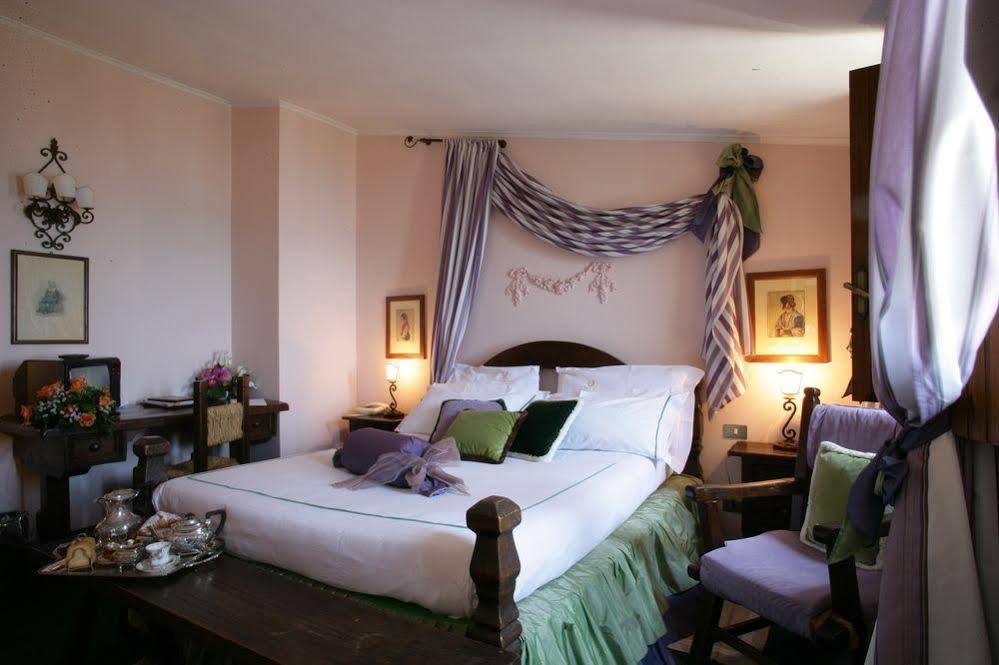 Hotel Castello Miramare Formia Eksteriør billede